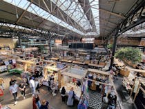 Explore the vibrant Spitalfields Market