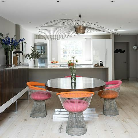 Dining on the Warren Planter Chairs