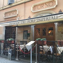 Recharge at La Taverna dei Fori Imperiali