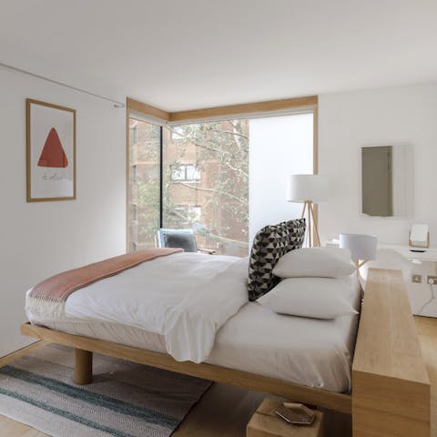 Lots of wooden accents