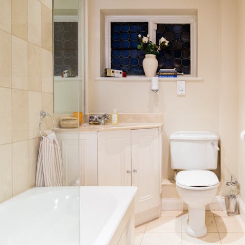 the en-suite bathroom