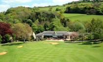 Practice on Lilley Brook Golf Club's putting green