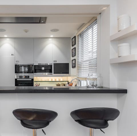 Cooking Dinner In The Fantastic Kitchen