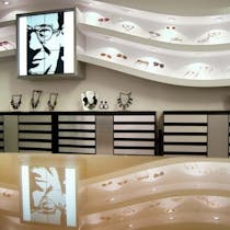 Find the perfect specs at Mondelliani