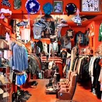 Vintage leather at Pifebo
