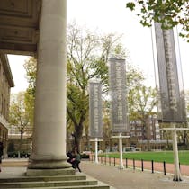 VIEW SOME CONTEMPORARY ART AT SAATCHI GALLERY