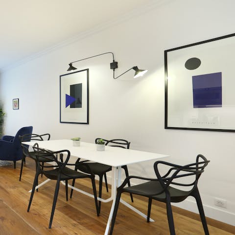 the minimalist chic interiors