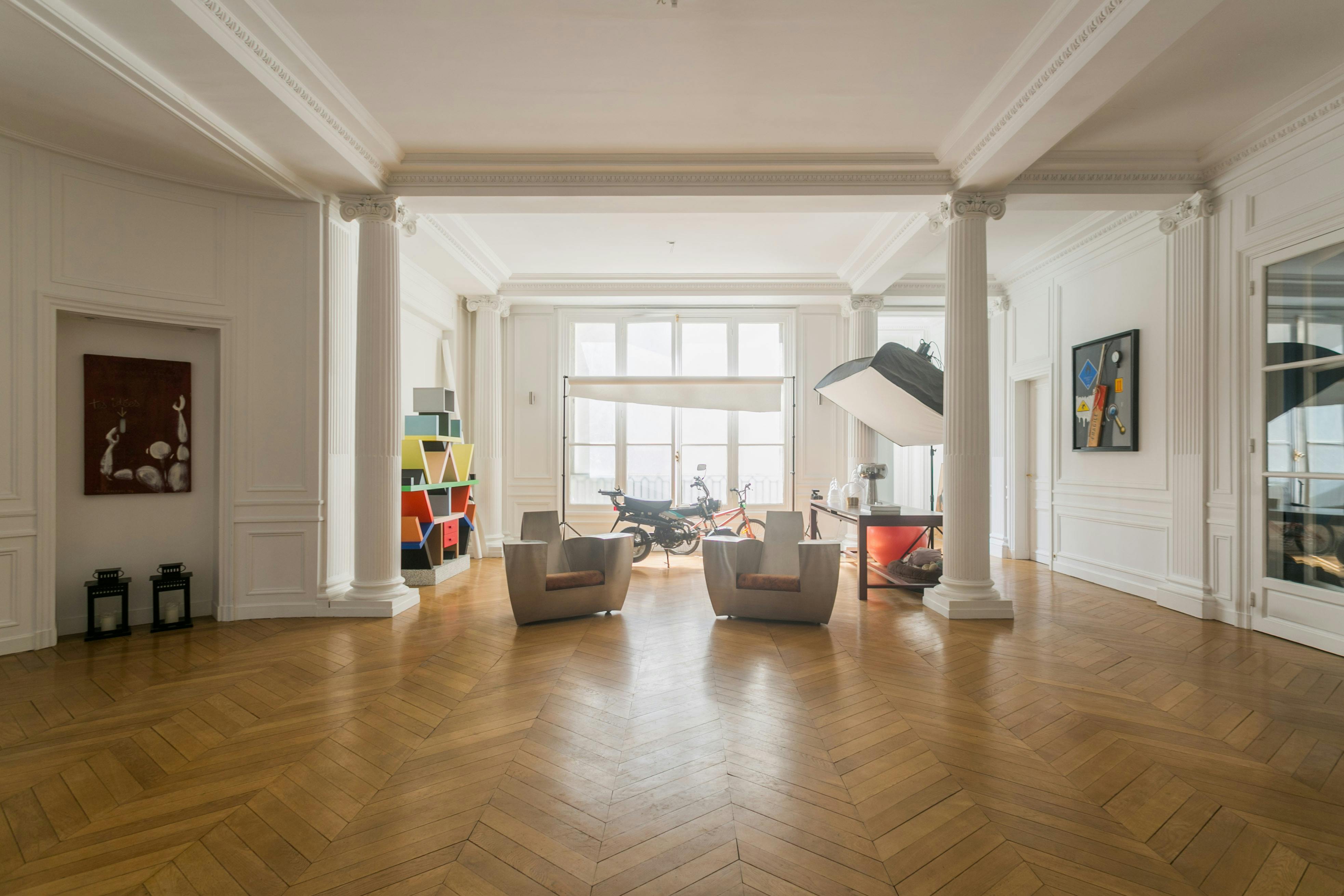 The Eiffel Gallery
